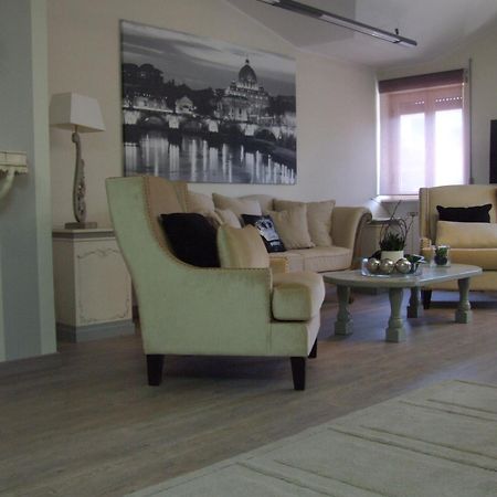 לינה וארוחת בוקר רומא Residenza I Ciclamini מראה חיצוני תמונה